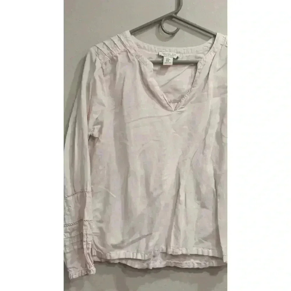 Women's Rachel Zoe long sleeve light pink linen shirt.